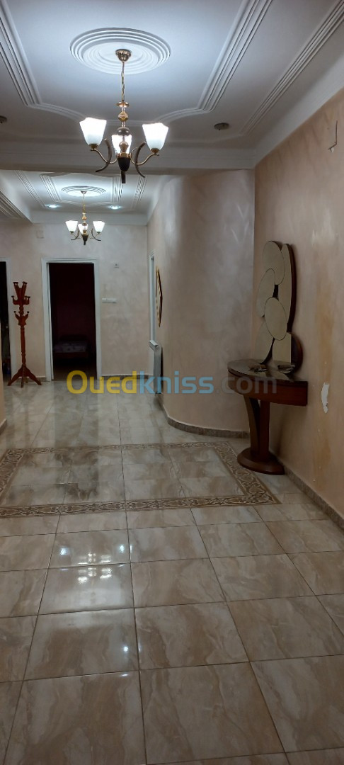 Location vacances Appartement F4 Jijel Jijel