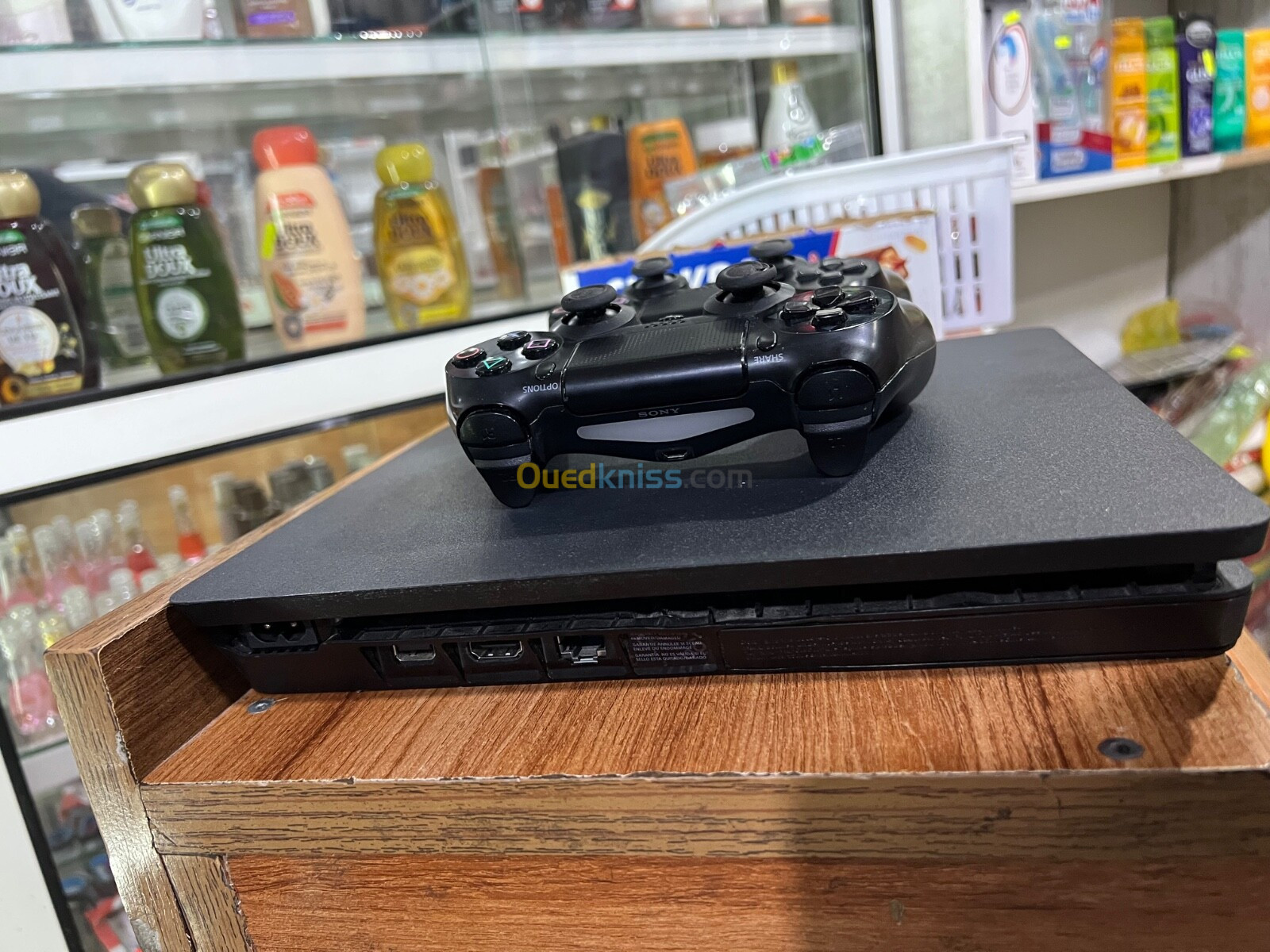 Playstation 4 slim