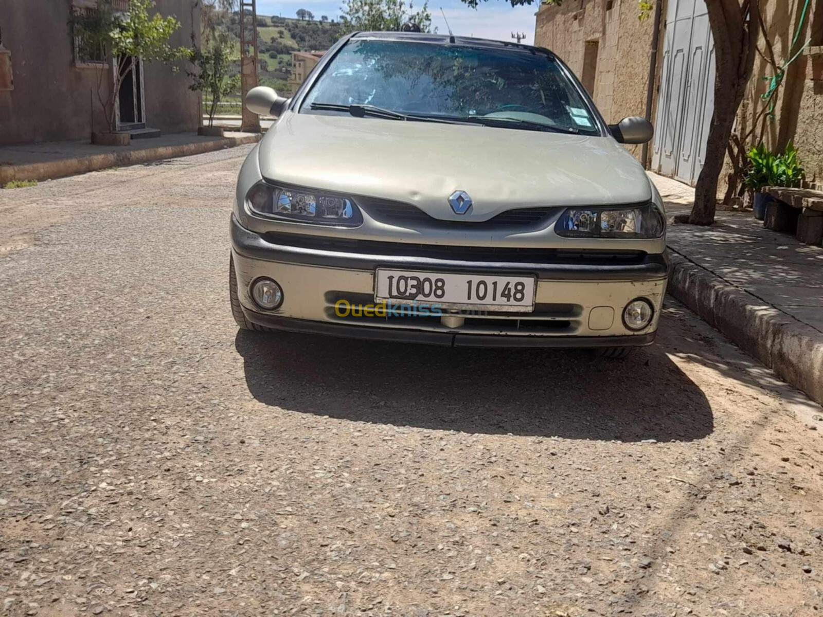 Renault Laguna 1 2001 مفتاح