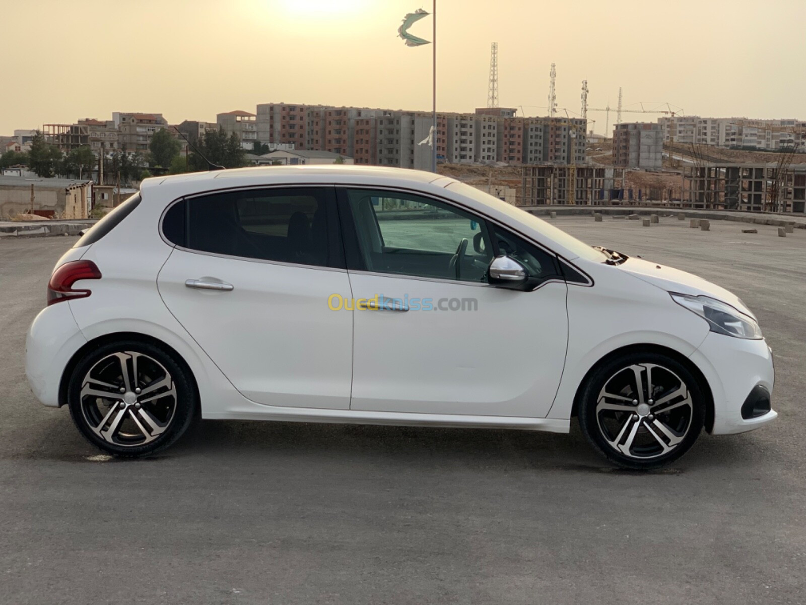 Peugeot 208 2020 Allure Facelift