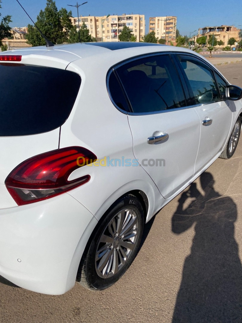 Peugeot 208 2016 Allure Facelift