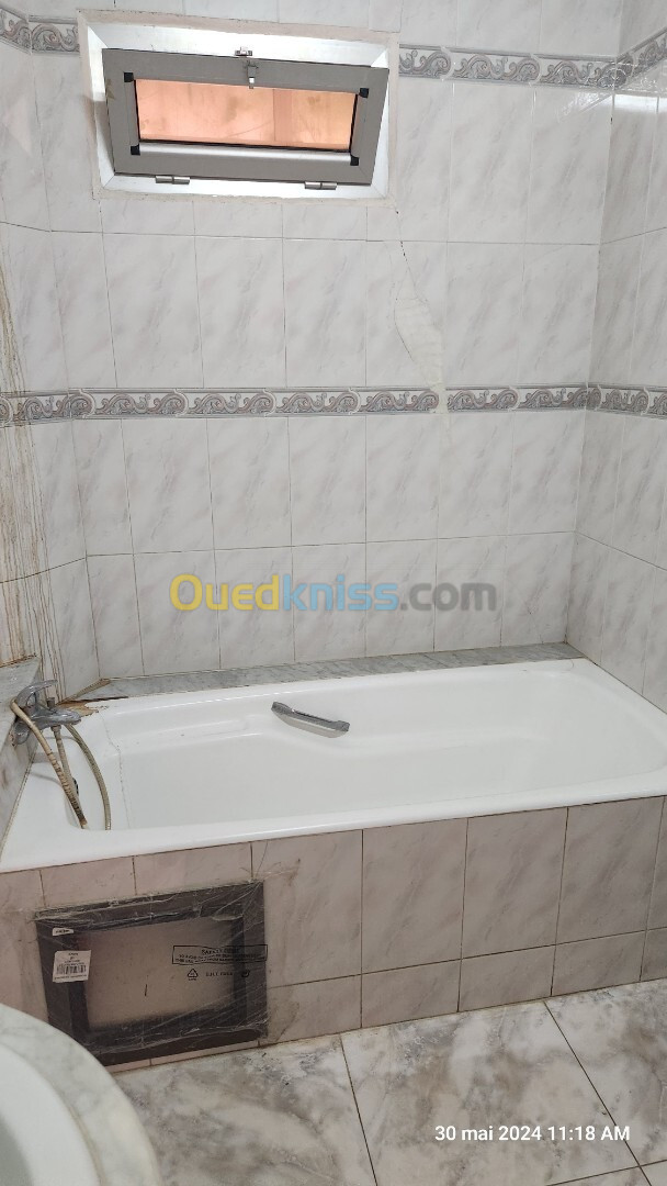 Location Appartement F03 Alger Dar el beida