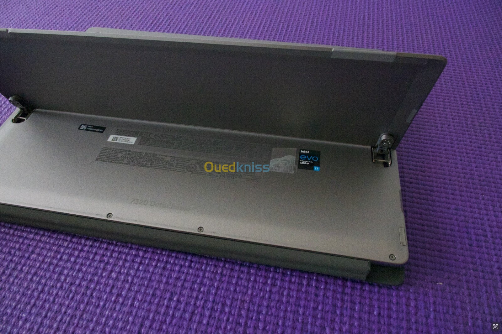 Latitude 7320 Detachable 