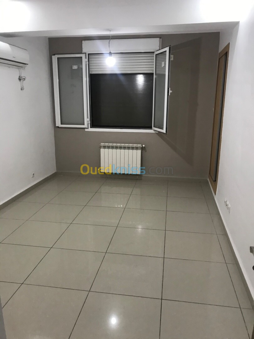 Location Appartement F4 Blida Blida