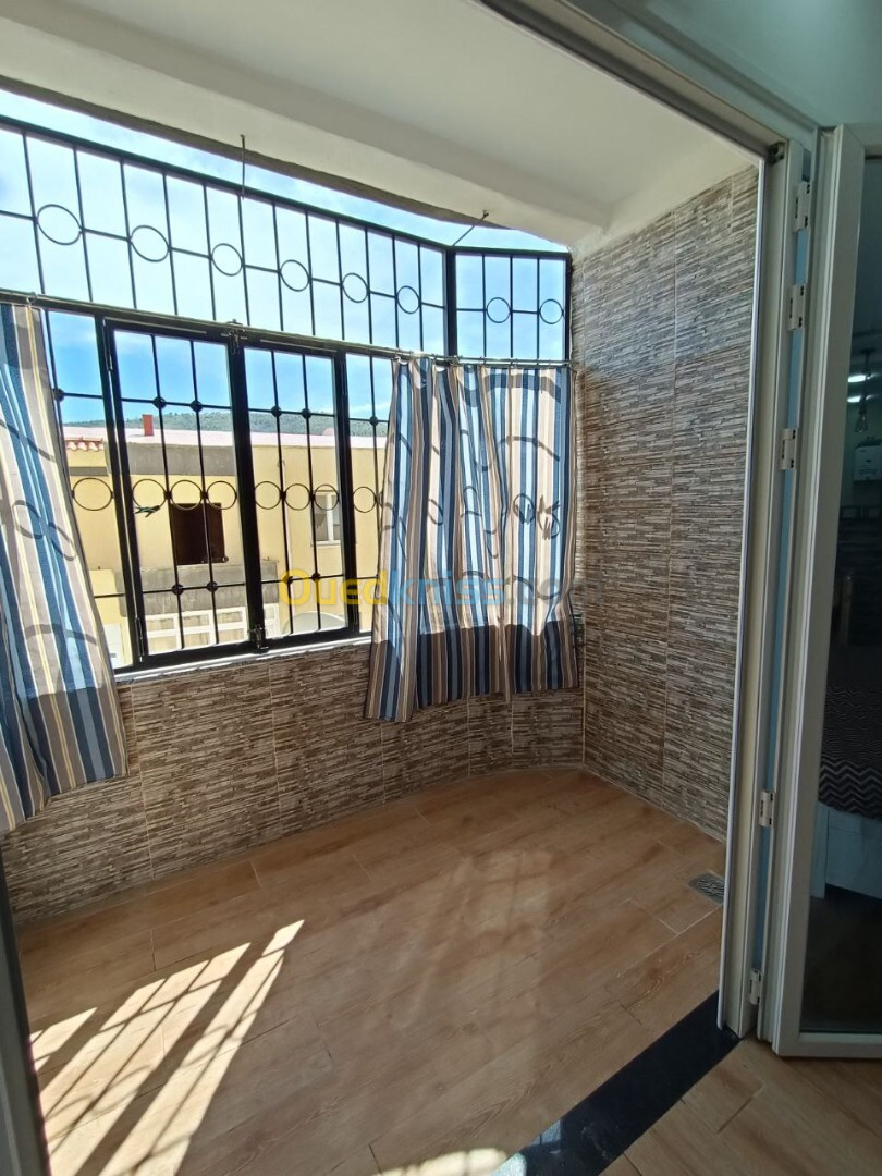 Vente Appartement F3 Tizi Ouzou Ait chaffaa