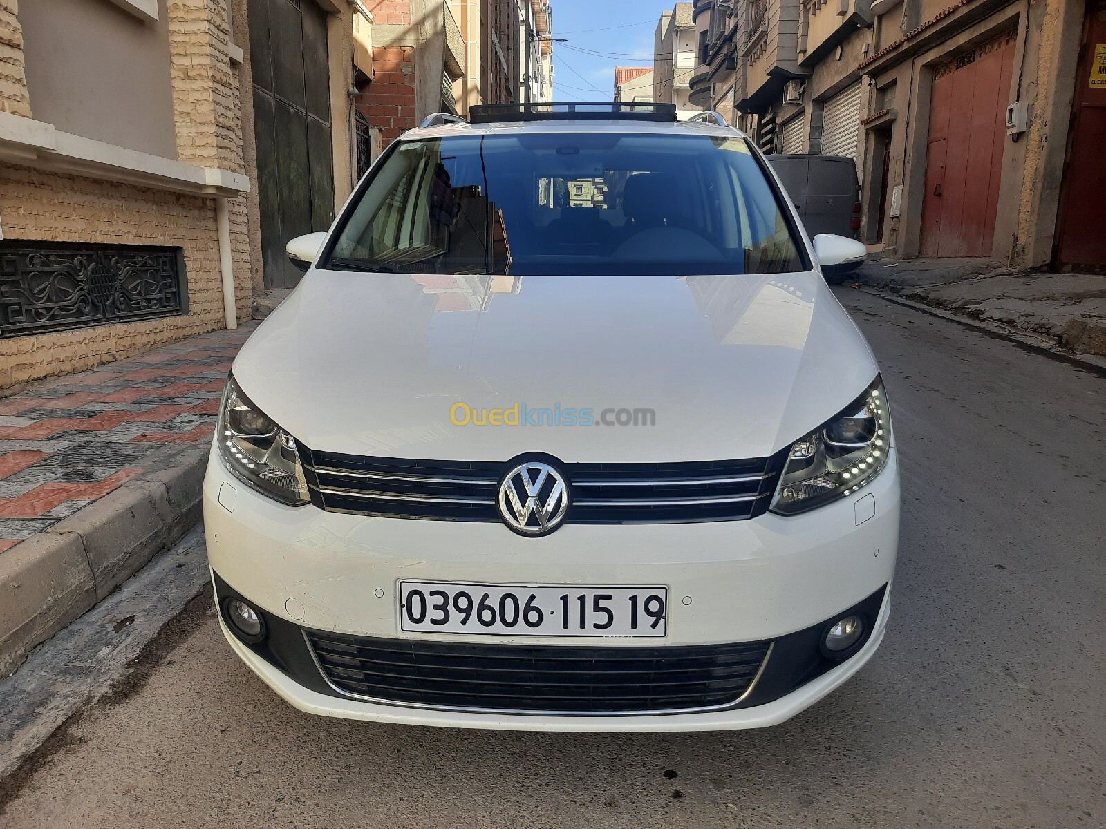 Volkswagen Touran 2015 Life