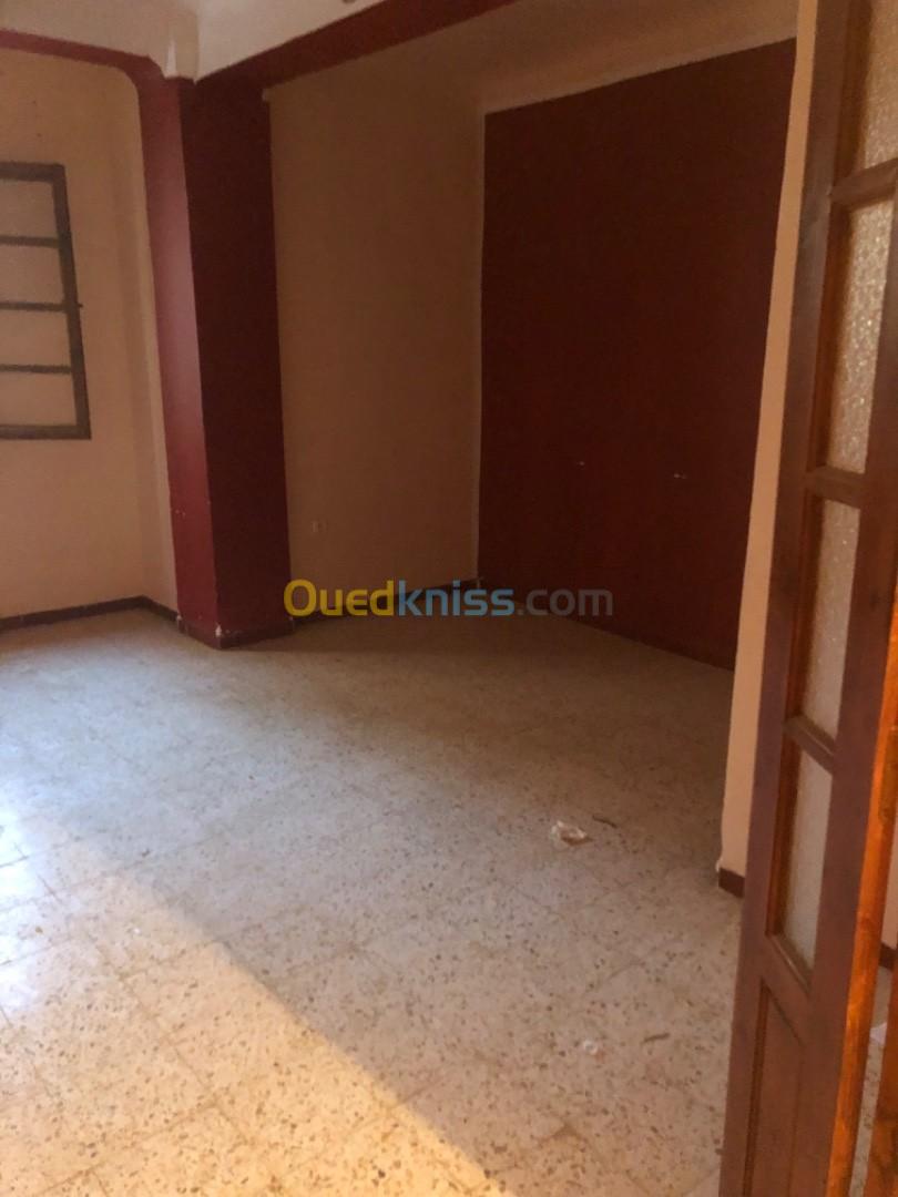 Vente Appartement F4 Aïn Defla Khemis miliana