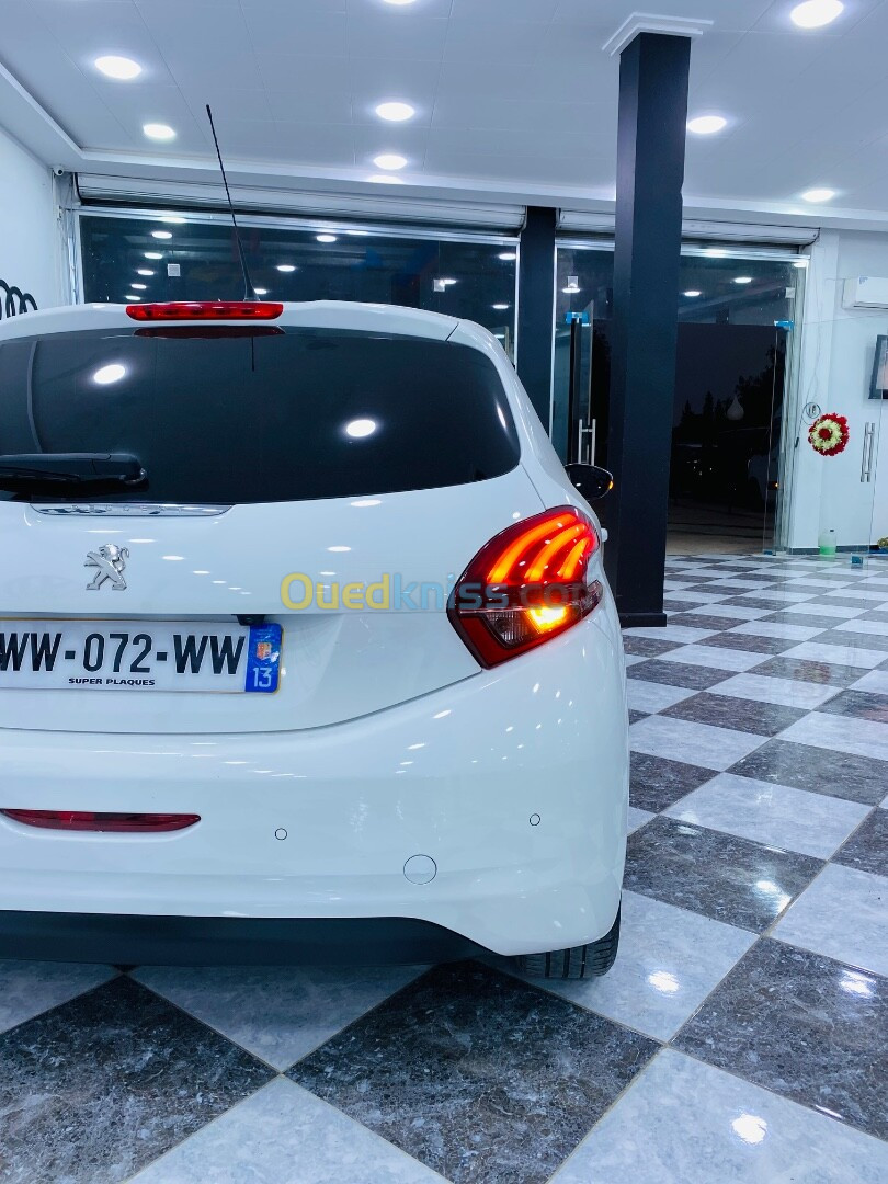 Peugeot 208 2018 Allure Facelift