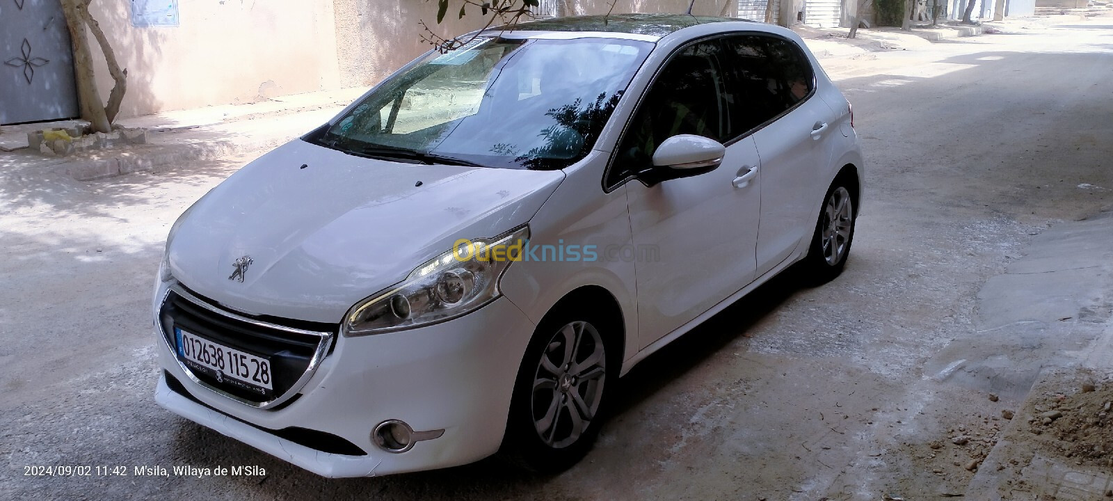 Peugeot 208 2015 Allure