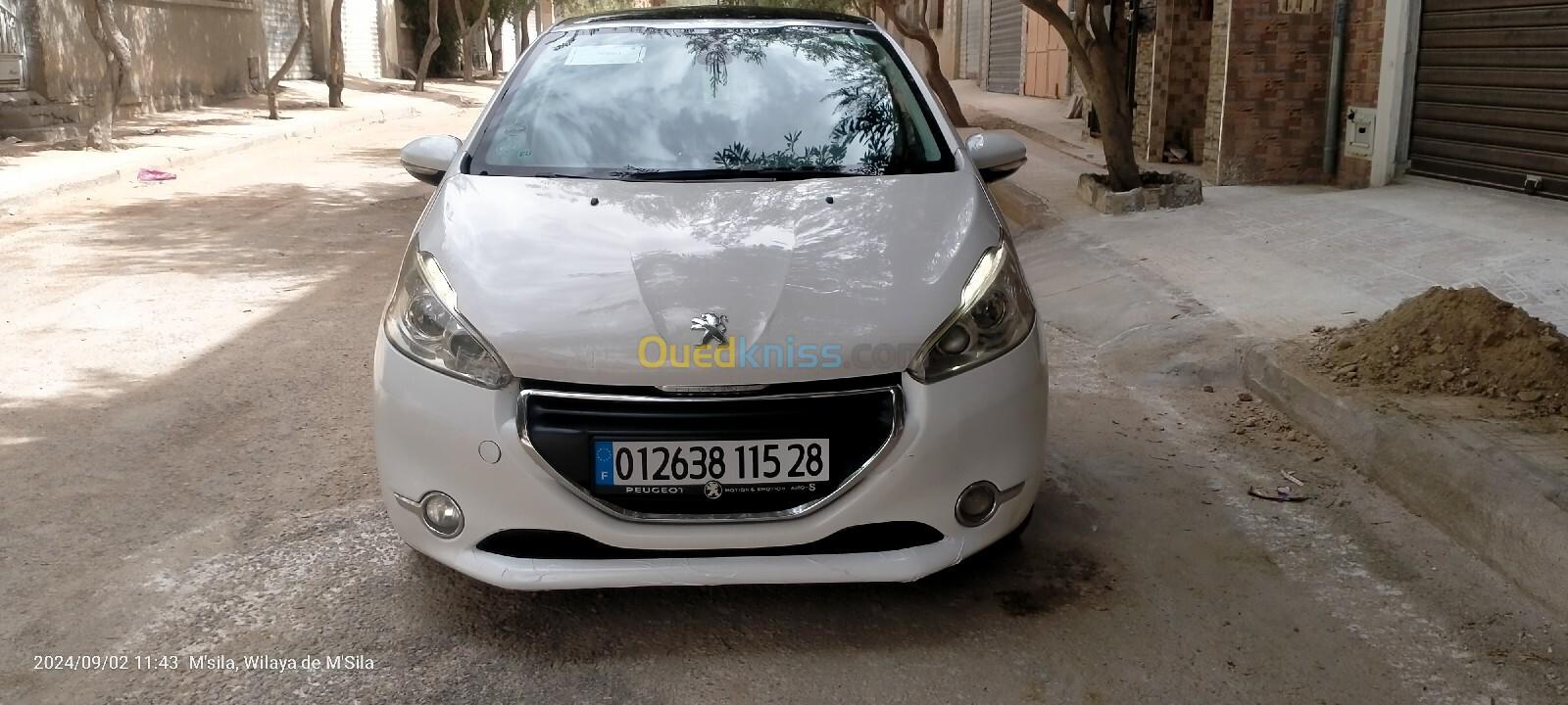 Peugeot 208 2015 Allure