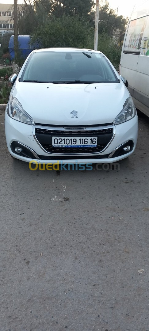 Peugeot 208 2016 Allure Facelift