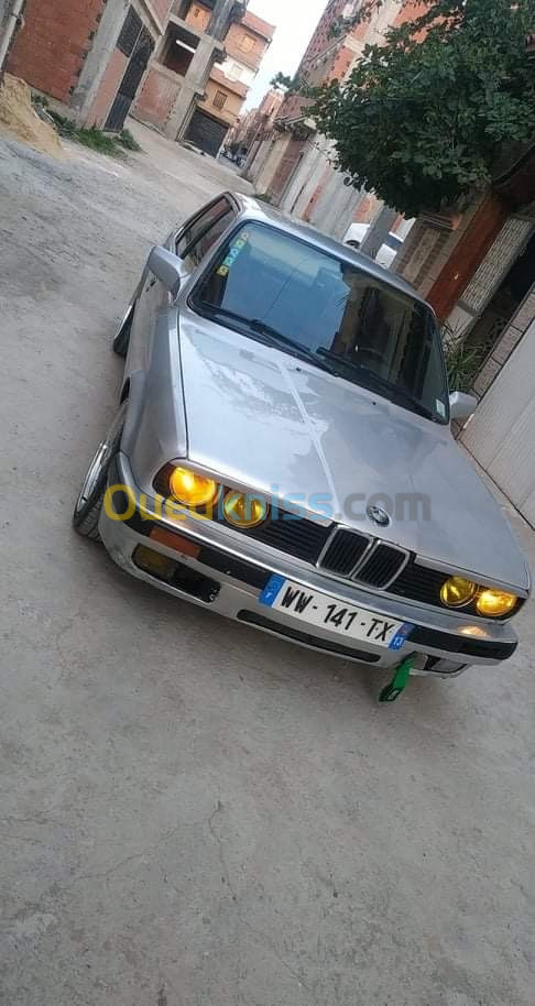 BMW E30 1986 320i