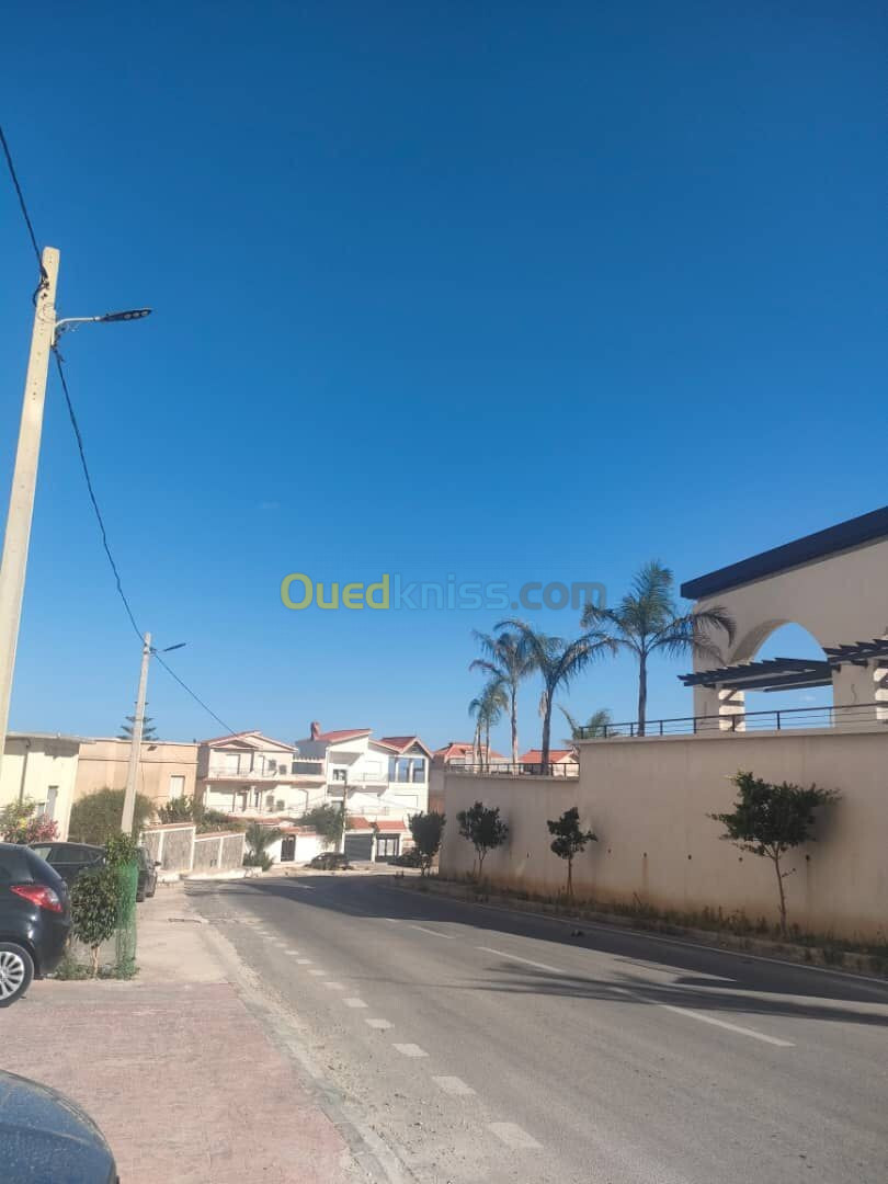 Location Appartement F4 Annaba Annaba