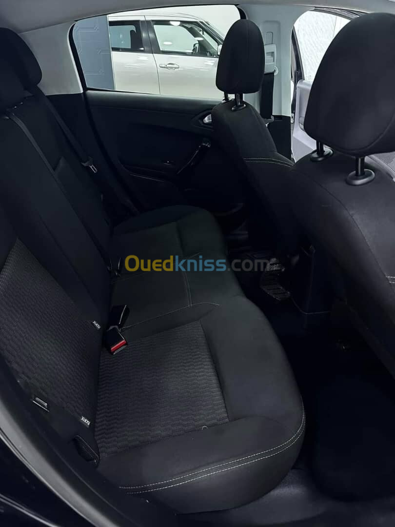 Peugeot 208 2019 GT Line