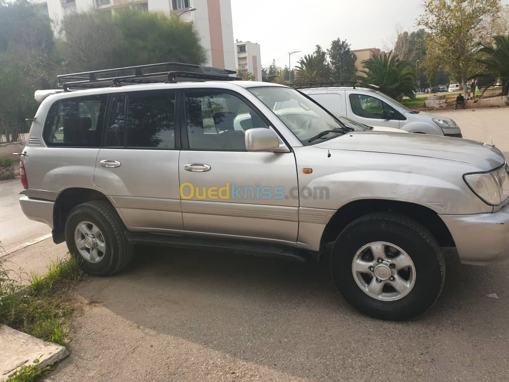 Toyota Land Cruiser 2005 Long