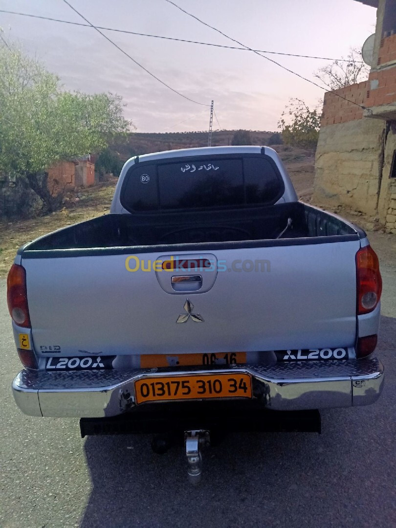 Mitsubishi L200 2010 