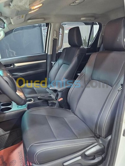 Toyota Hilux 2020 LEGEND DC 4x4 Pack Luxe