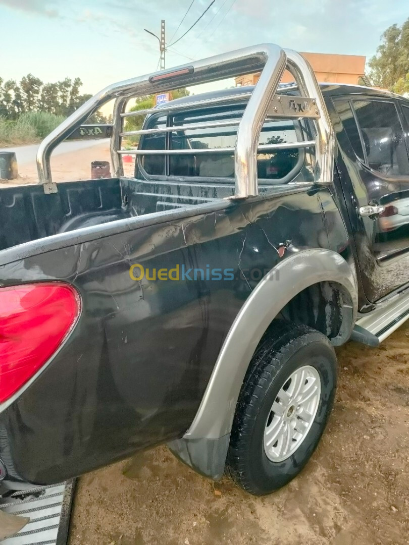 Mitsubishi L200 2013 Doube cabine Evolution