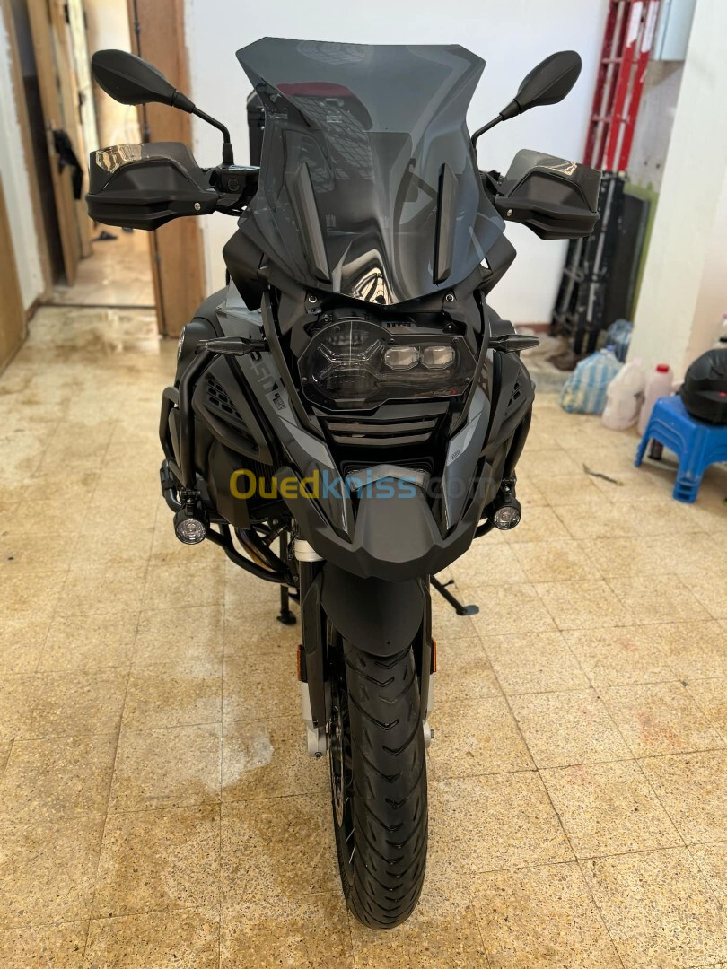 BMW gs1250 tripleblack 2021