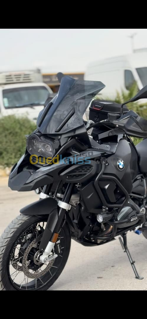 BMW gs1250 tripleblack 2023