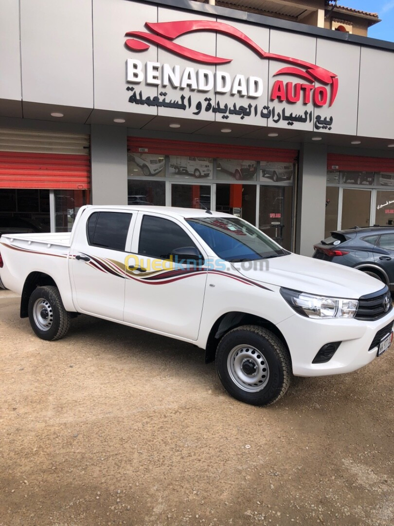 Toyota Hilux 2024 