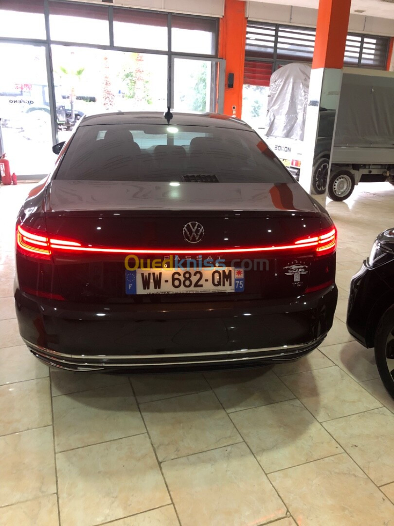 Volkswagen Passat 2024 Carat