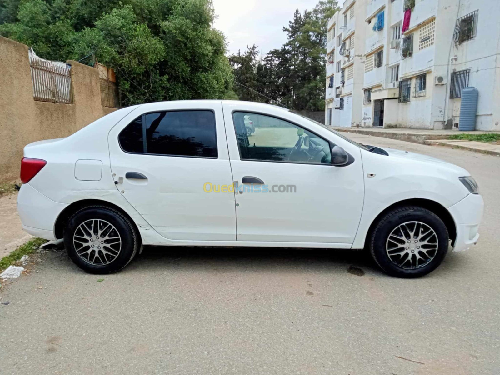 Dacia Logan 2015 