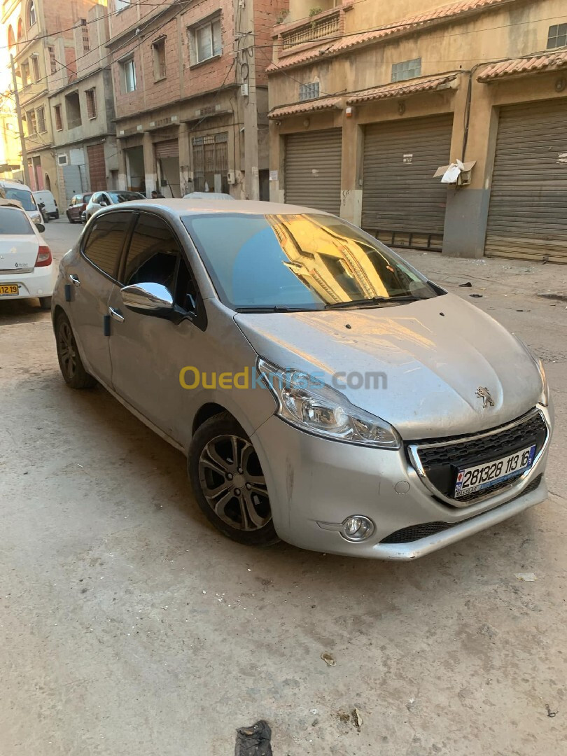 Peugeot 208 2013 Allure