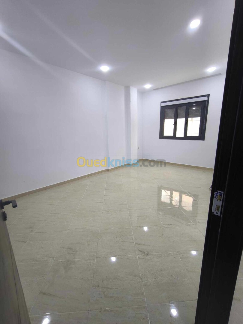 Location Appartement F2 Mostaganem Mostaganem