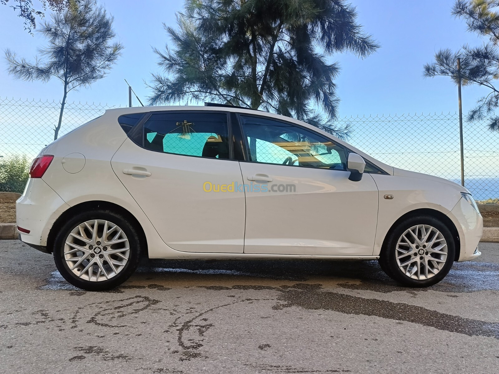 Seat Ibiza 2015 Fully +Toit ouvrant