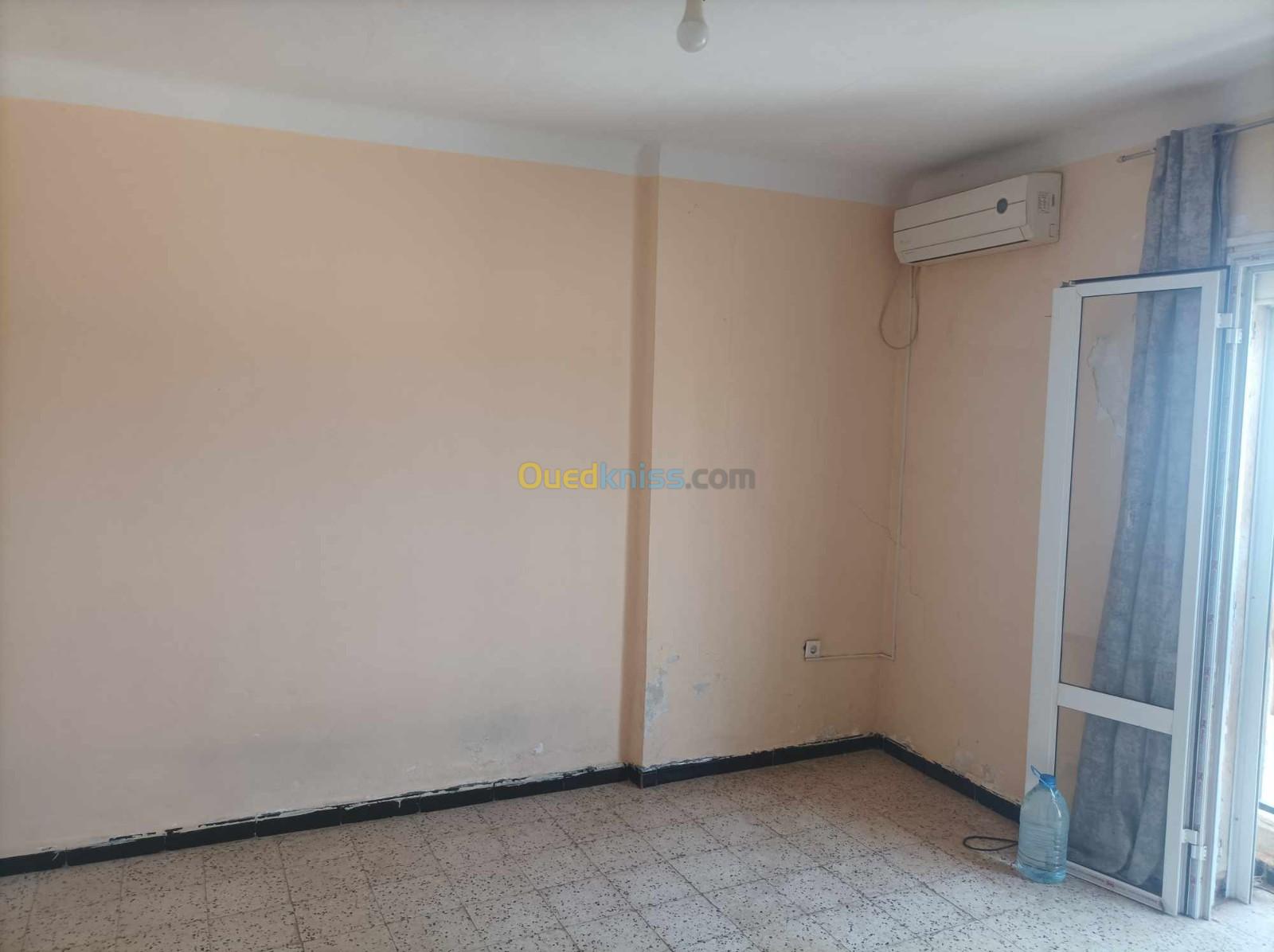 Location Appartement F3 Tipaza Kolea