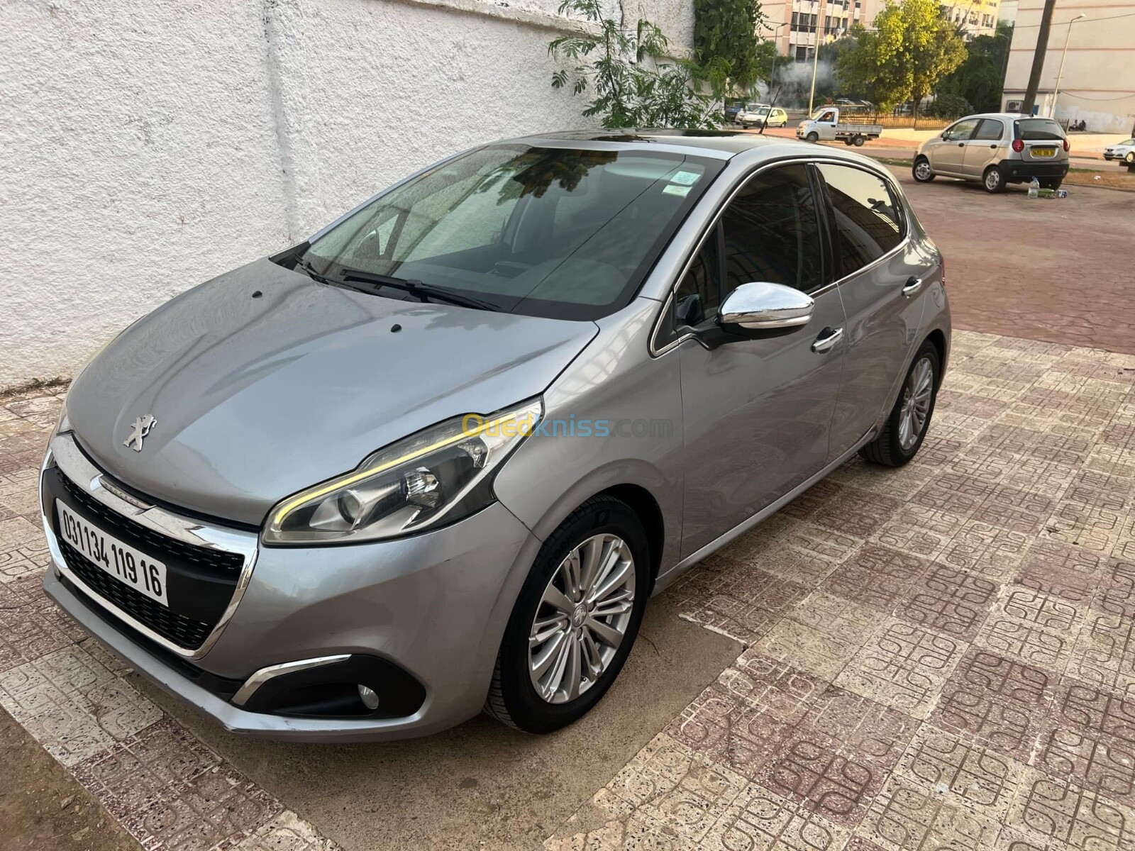 Peugeot 208 2019 Allure Facelift