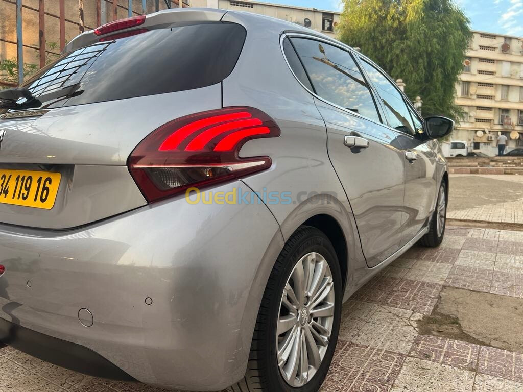 Peugeot 208 2019 Allure Facelift