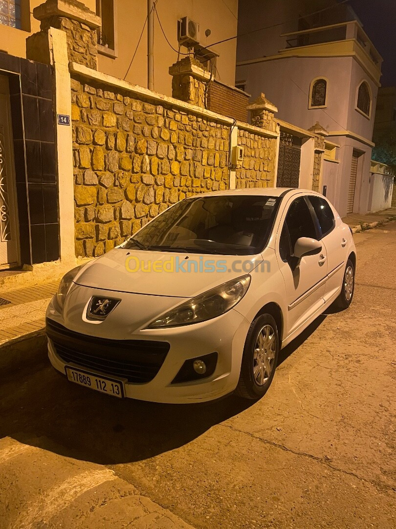 Peugeot 207 2012 