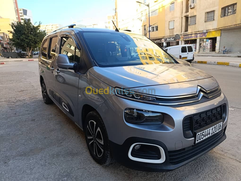 Citroen Berlingo 2020 Vitré châssis long