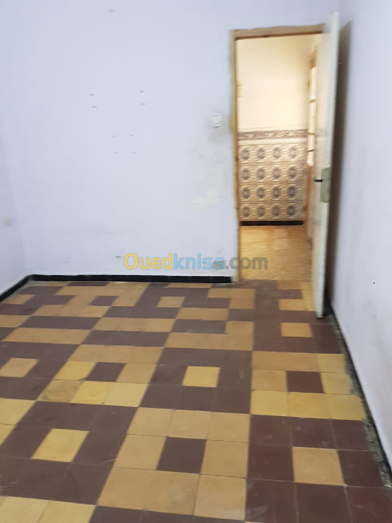 Vente Villa Tiaret Tiaret