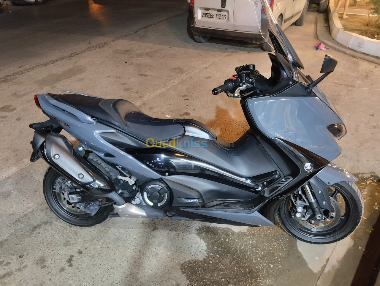 Yamaha T-max 2020