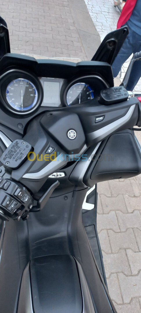 Yamaha T-max 560 2020