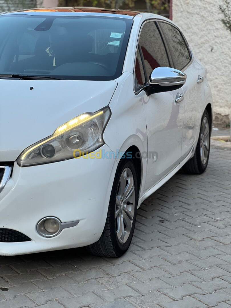 Peugeot 208 2014 Allure