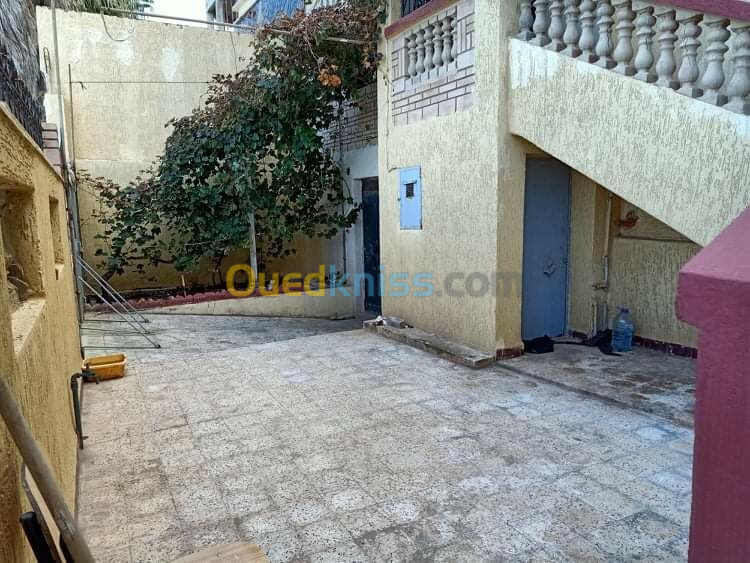 Vente Villa Chlef Tenes