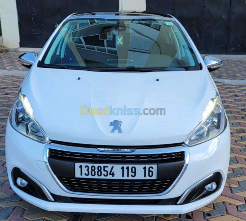 Peugeot 208 2019 Allure Facelift