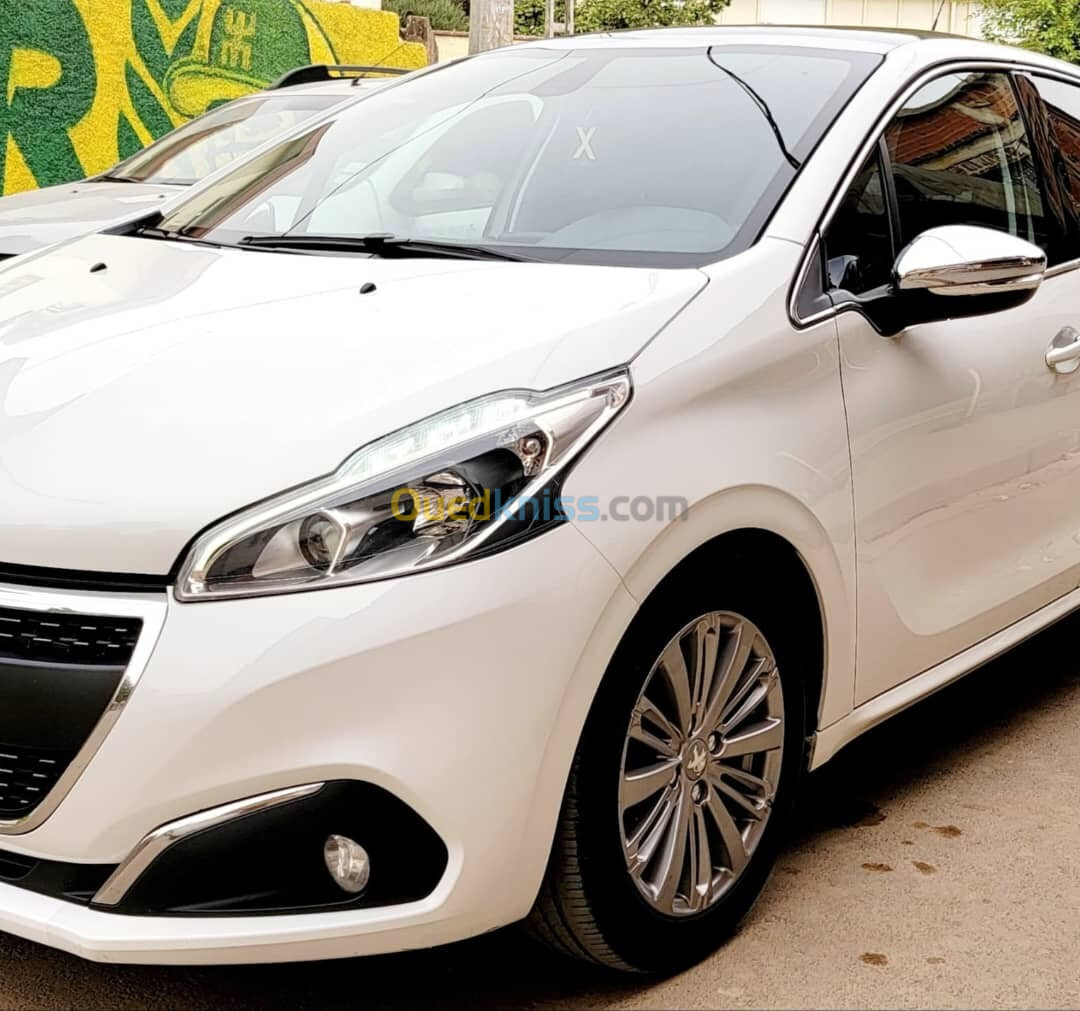 Peugeot 208 2019 Allure Facelift