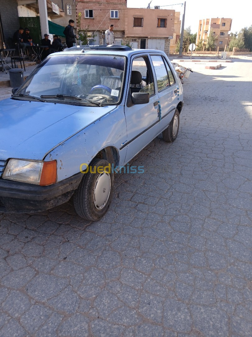 Peugeot 205 1986 205