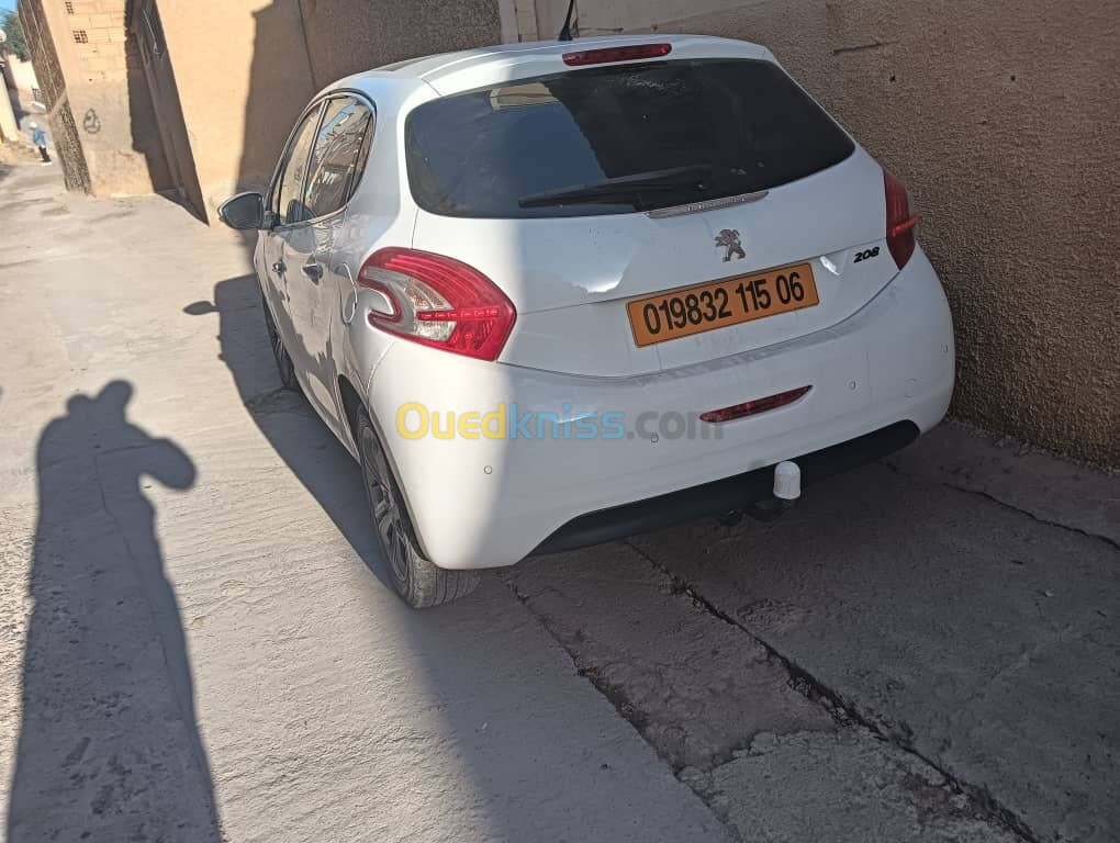 Peugeot 208 2015 208