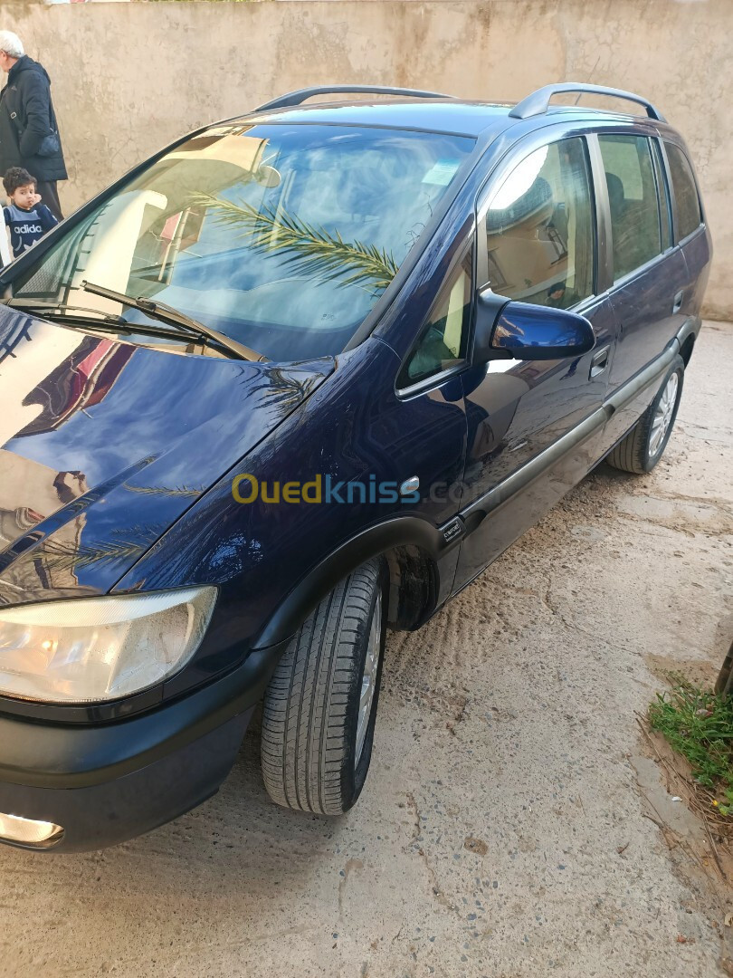 Opel Zafira 2002 7 place