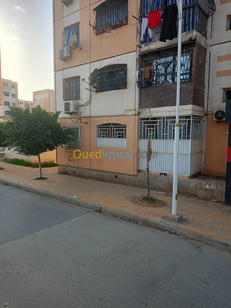 Location Appartement F3 Alger Les eucalyptus