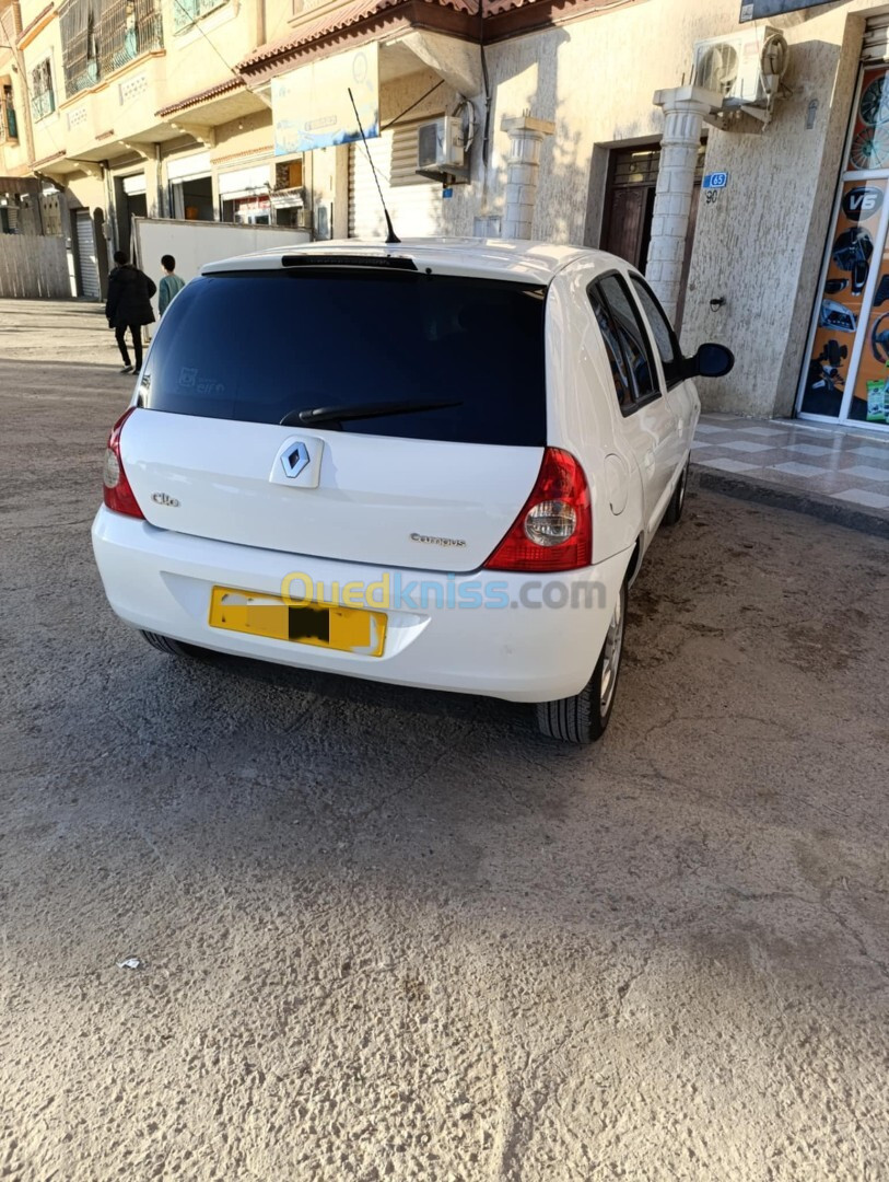 Renault Clio Campus 2015 mangol