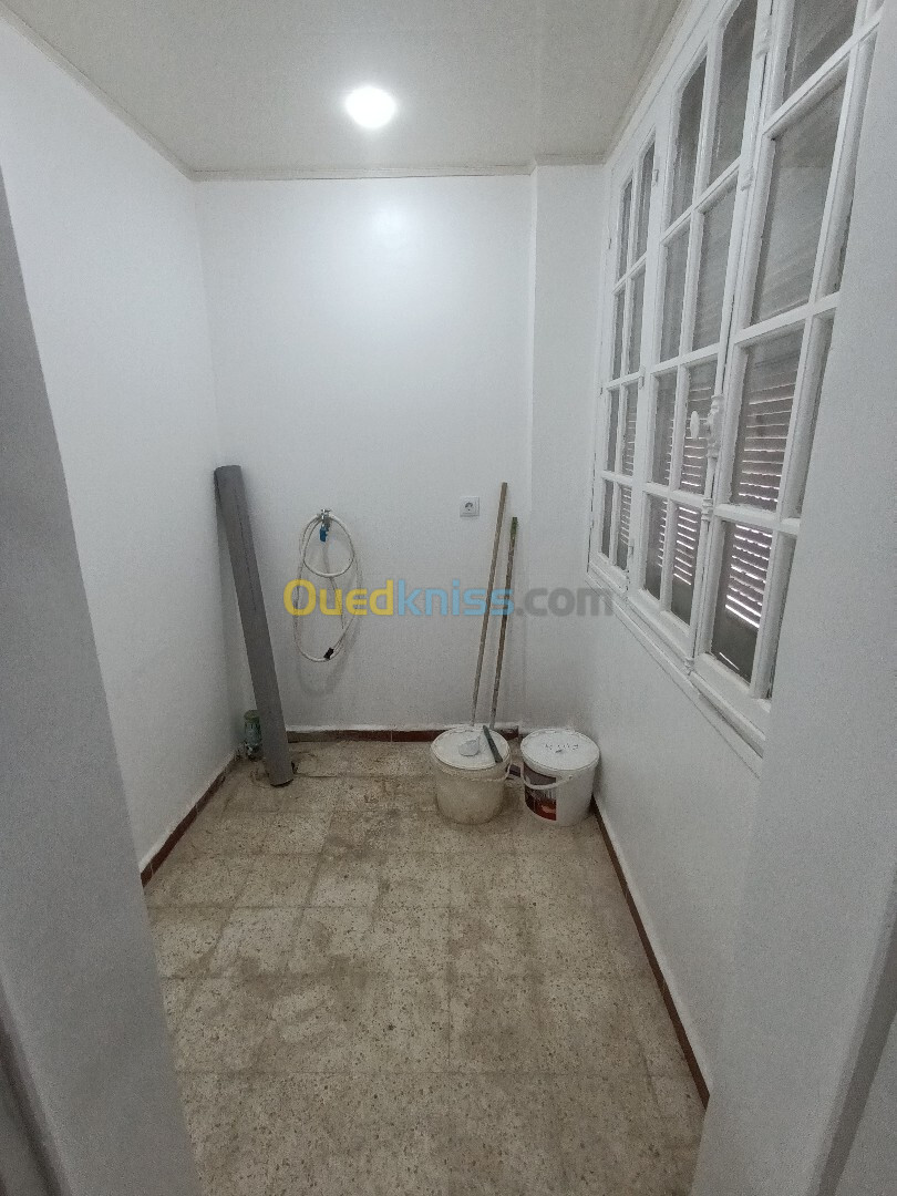 Location Appartement F03 Alger Ouled fayet