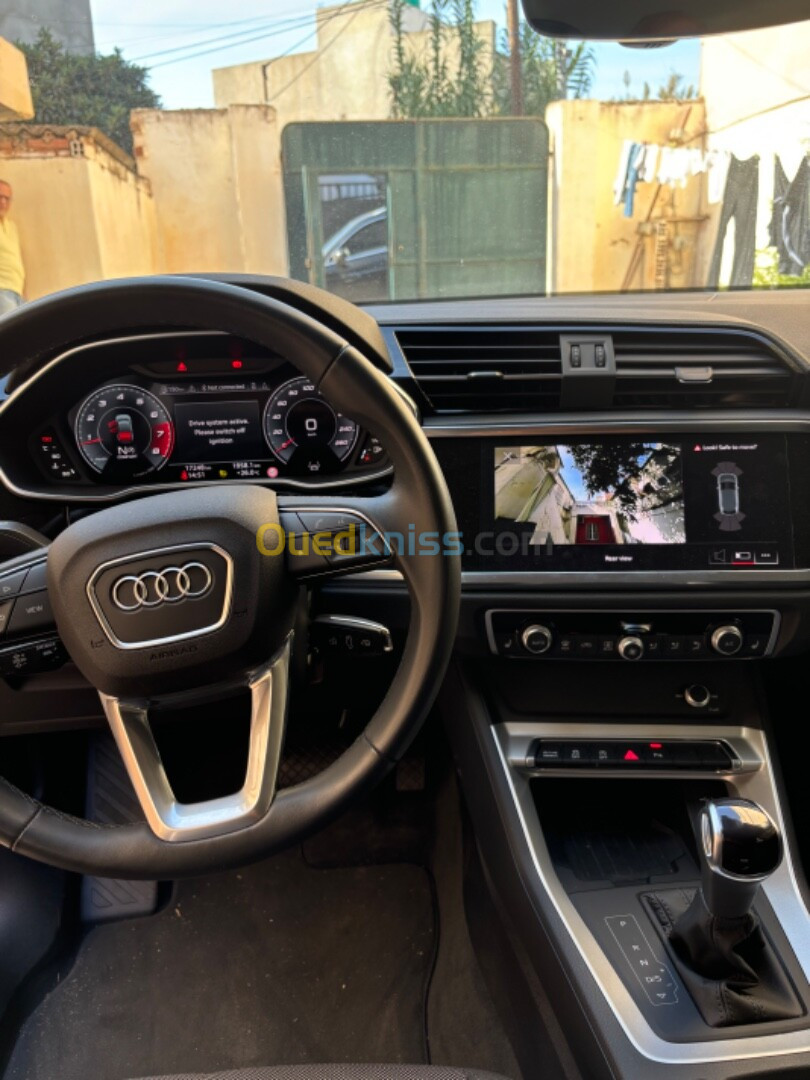 Audi Q3 2023 S line