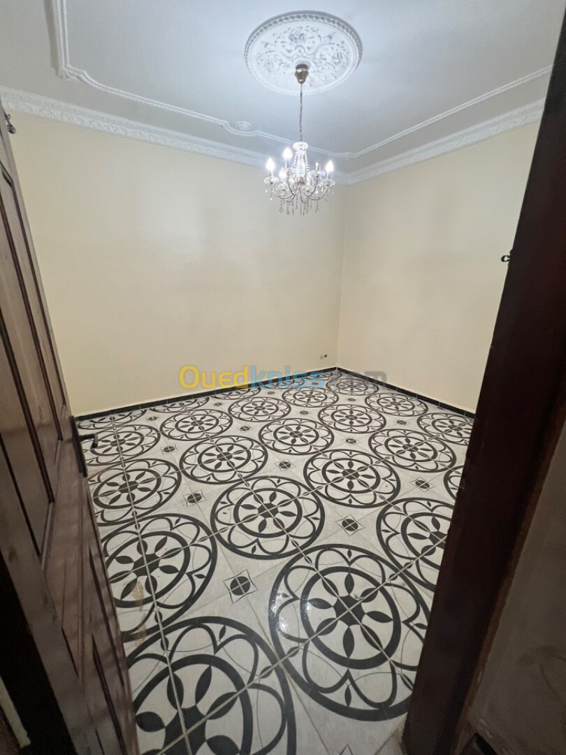 Location Niveau De Villa F3 Alger Zeralda